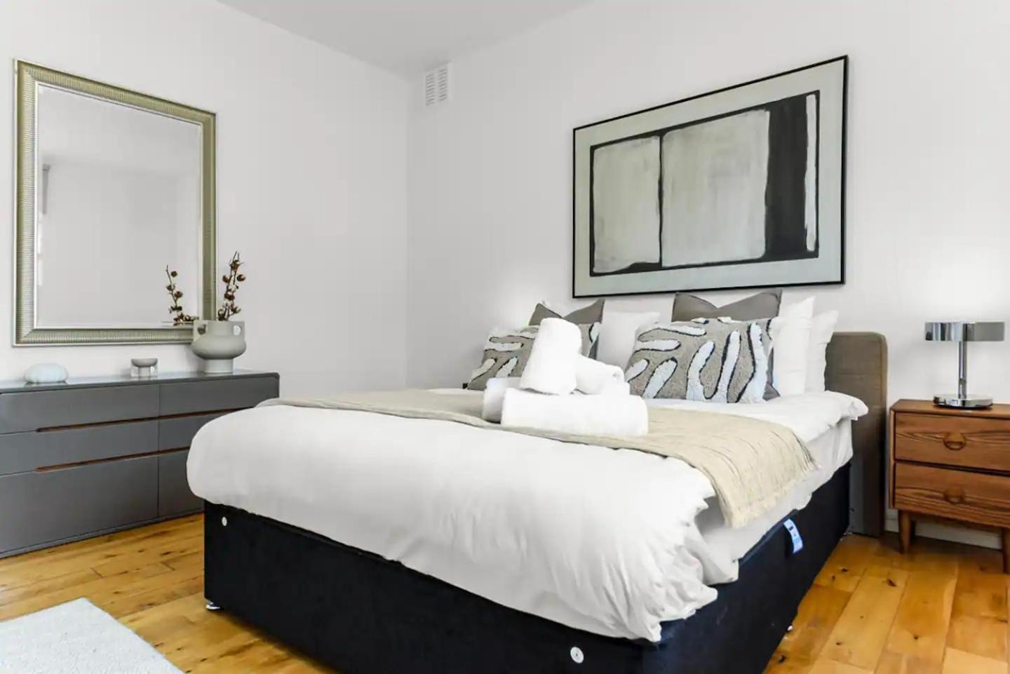 Apartment 1 Bed Apartment- Mayfair 6 *