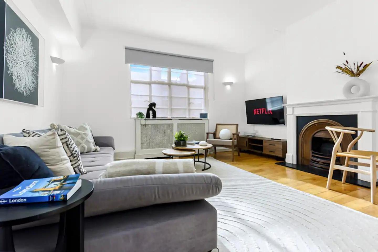 1 Bed Apartment- Mayfair 6 * London